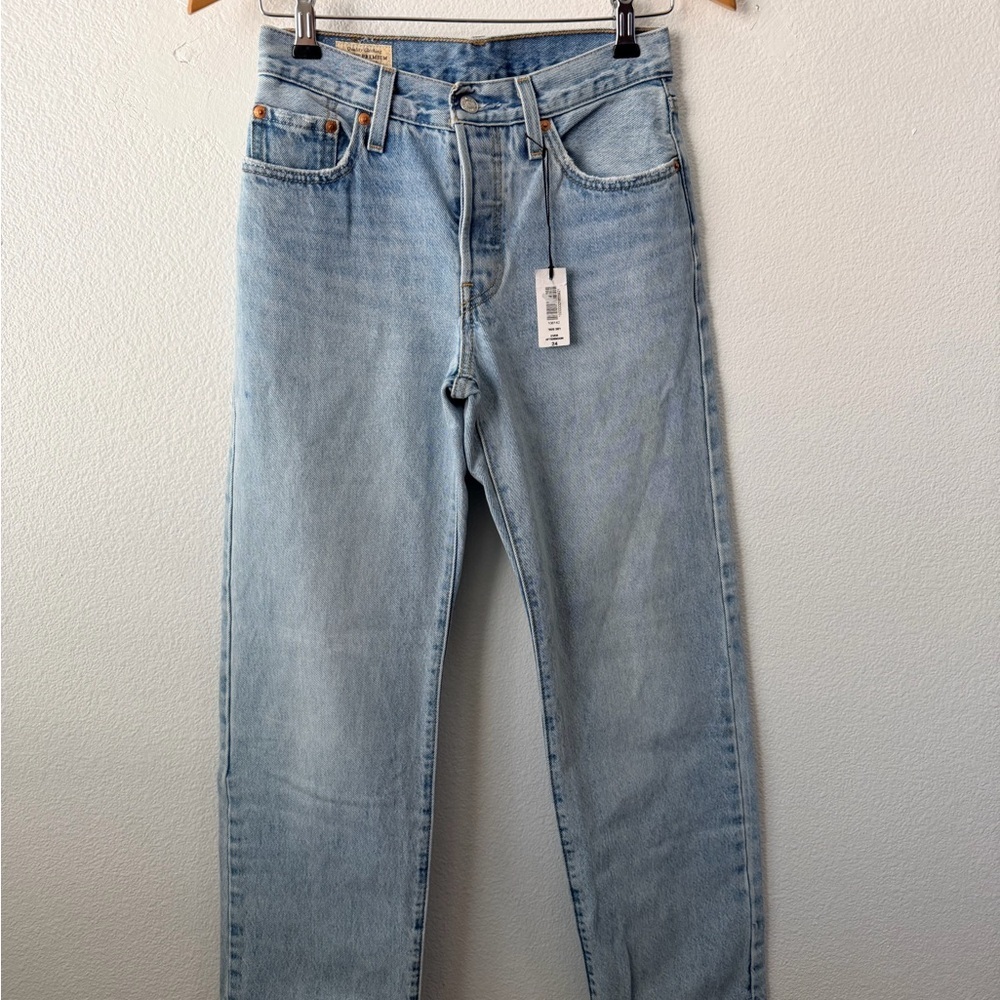 Levi's Women's Sz 24 501 90's Ever Afternoon Light Wash Straight Leg Loose Fit - Picture 2 of 12